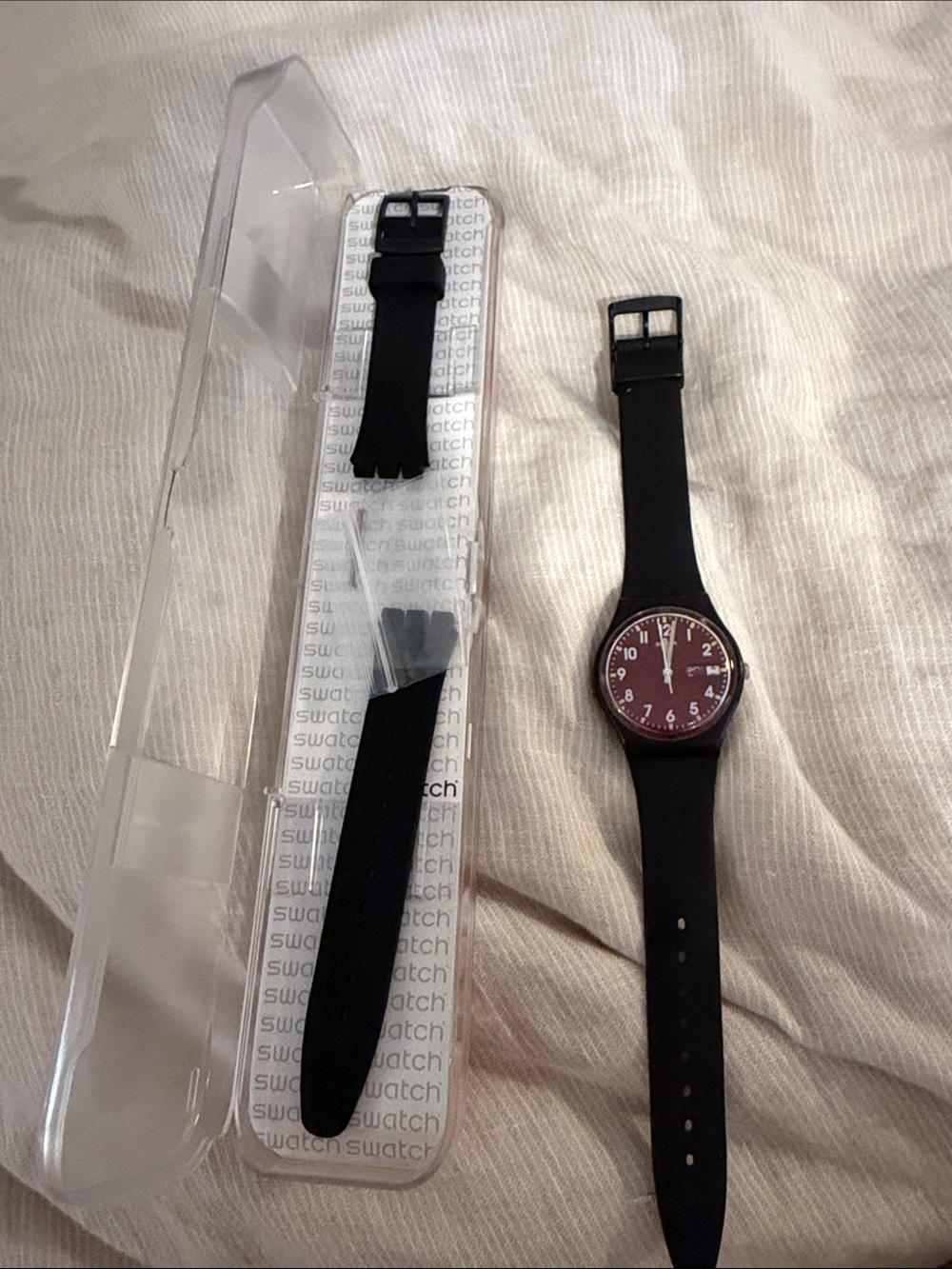 Swatch watch with extra band original box - Picture 3 of 5